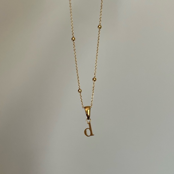 Abbott Lyon Gold Lowercase “d” Initial Fine Chain Necklace - Picture 3 of 3